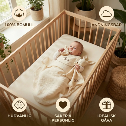 Personligt 4-delars Nyfödd Presentset – Muslin, Bitleksak och Haklapp (100% Bomull)