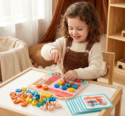 Montessori Färg- och Formkort med Björnplatta för Små Pysslare